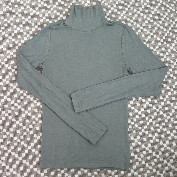 Wilfred Only Turtleneck - Picture 1 of 4